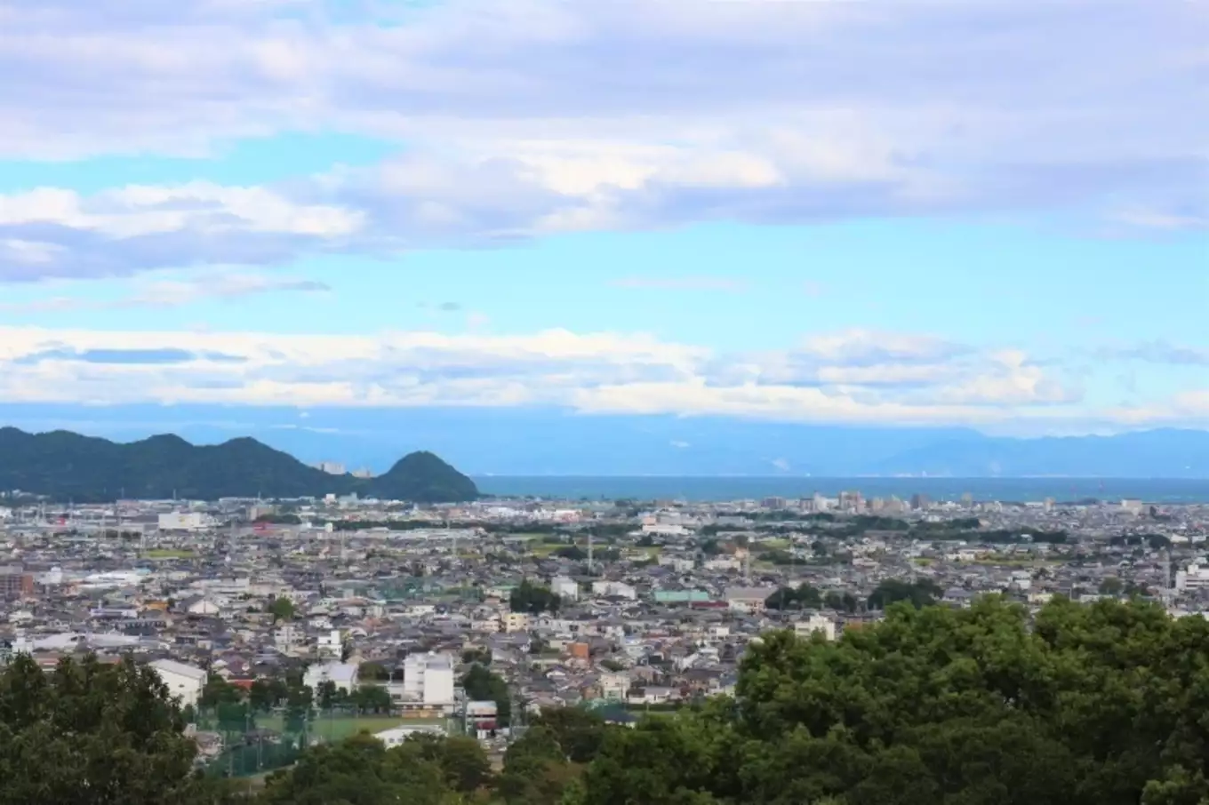 蓮華寺池公園 富士見平からの景色