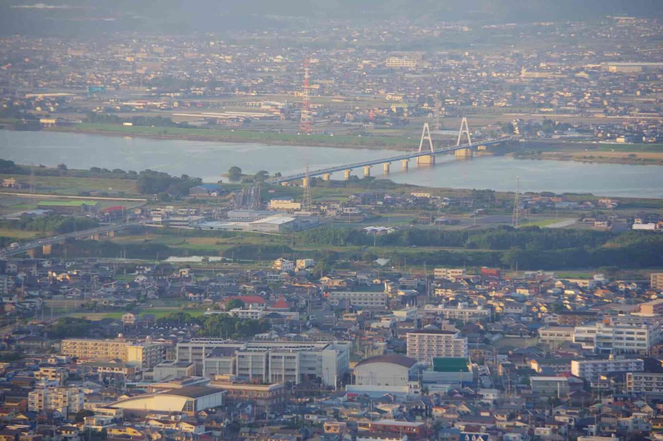 徳島県 眉山から吉野川に架かる四国三郎橋周辺を望む