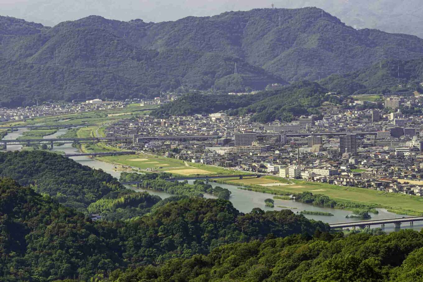 芦田川と福山市街地の眺望
