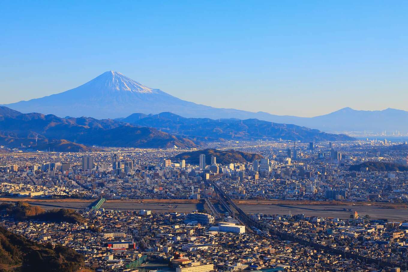 富士山と静岡市街