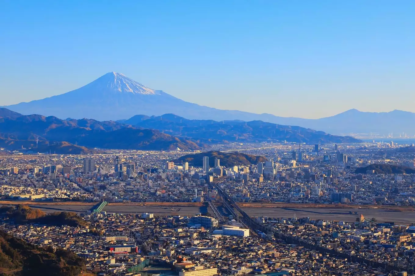 富士山と静岡市街