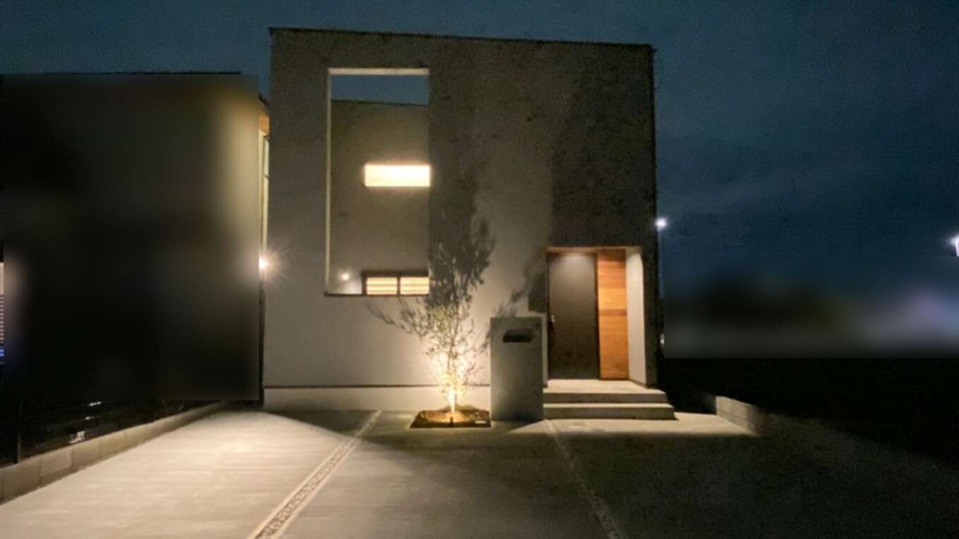 F様邸