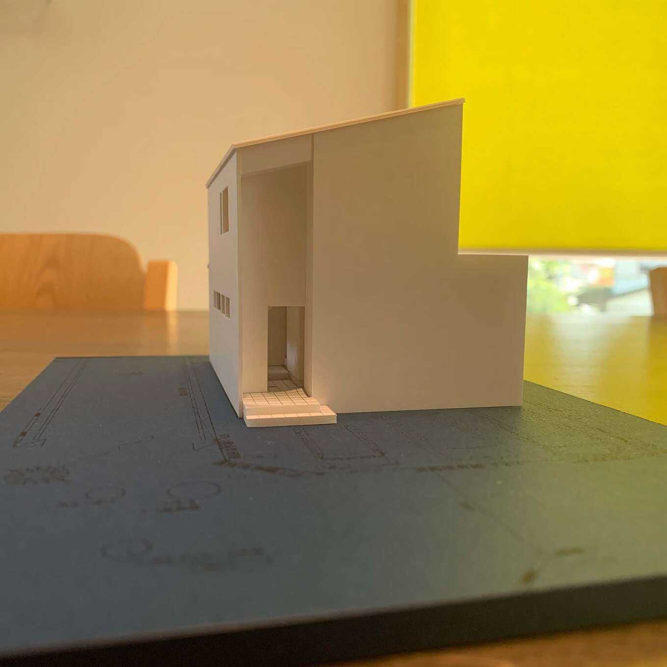 図面と家の模型