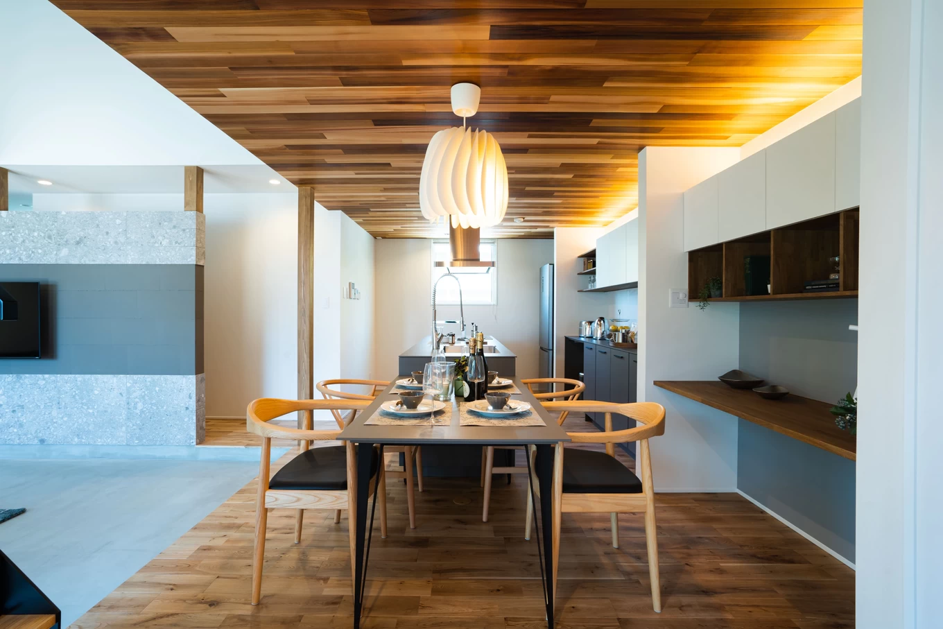 おしゃれなダイニング