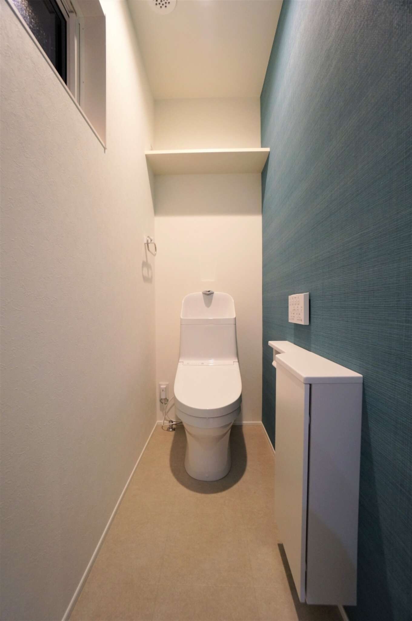 小さな空間だからこそ個性を出したトイレ