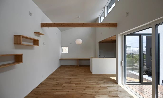 中庭 0号　1号 中庭が中心にある家（島根県益田市の事例） | 島根県のおしゃれな注文