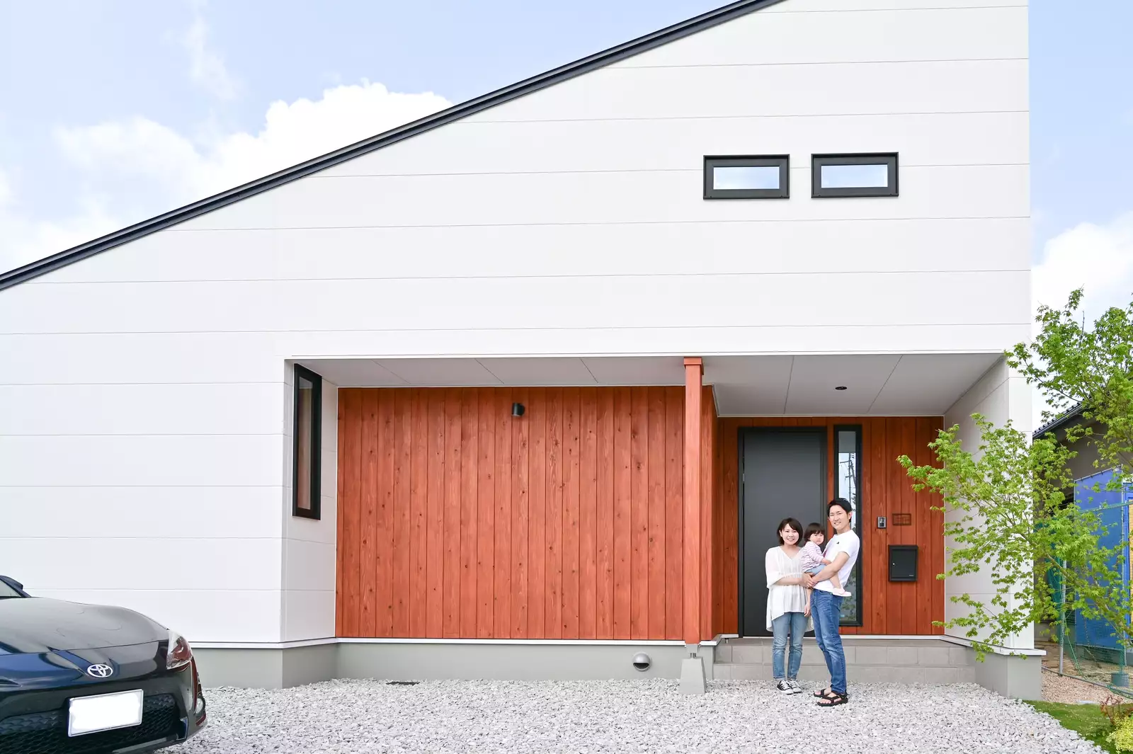 「開放的なLDK」片流れ屋根の家（山口県宇部市の事例） | 注文住宅ならR+house山口
