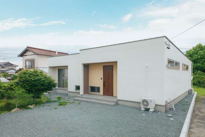 空間を緩やかにつなげる和モダンな平屋