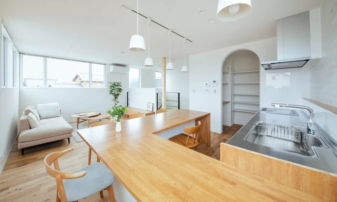 光溢れる２階リビング